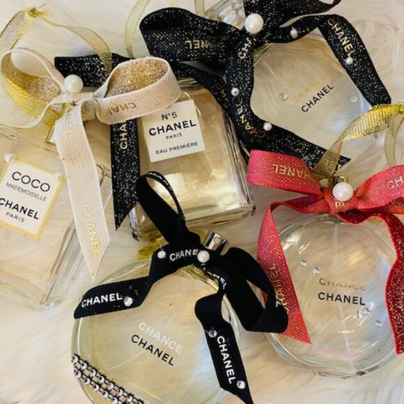 GENUINE CHANEL NO. 5 PERFUME BOTTLE ORNAMENT - Picture 2 of 2